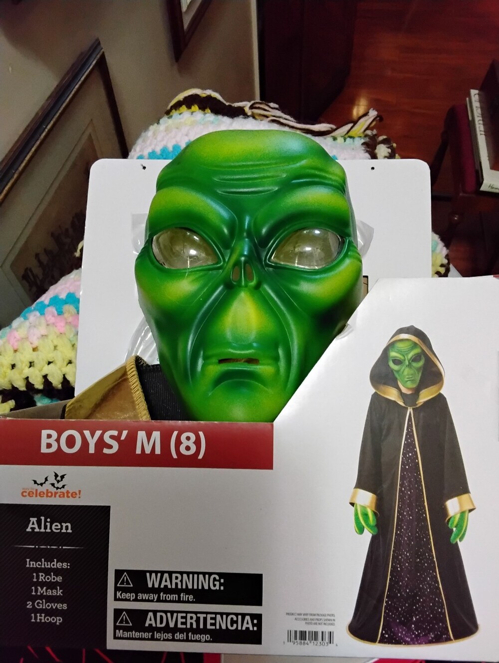 NIP Boys' Alien Costume with Green Mask - Size M (8)